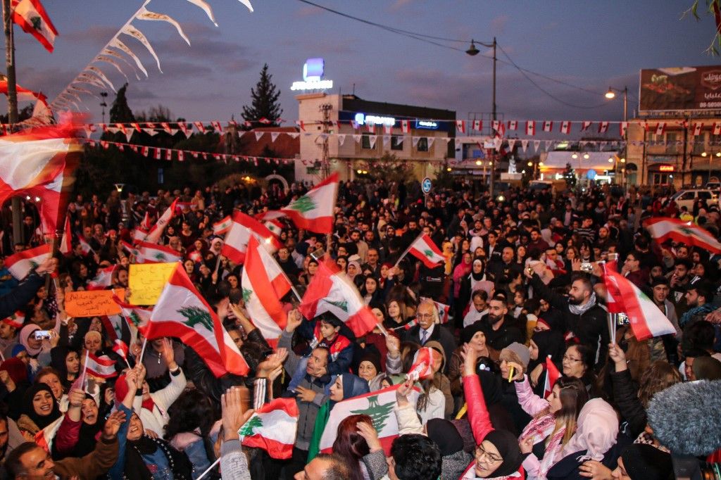 نتائج المظاهرات والاحتجاجات على لبنان