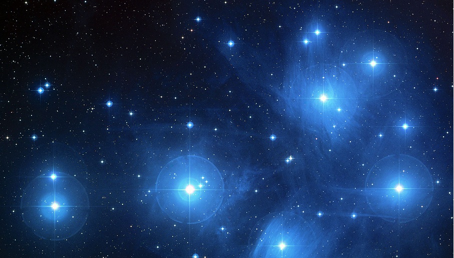 حقيقة العنقود النجمي الذي شك البعض بأنه نجم وأطلقوا عليه اسم نجم الثريا