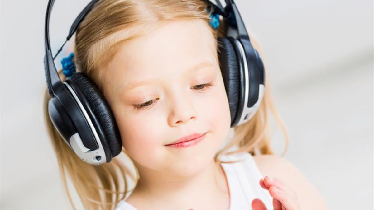 تعرف على الفحوصات اللأزمة للأطفال للاطمئنان على صحة السمع