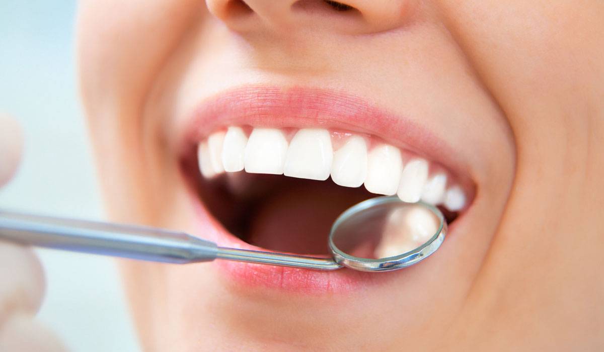 ما هي أسباب تصدع الأسنان وأعراضها وكيف يتم تشخيصها والوقاية منها